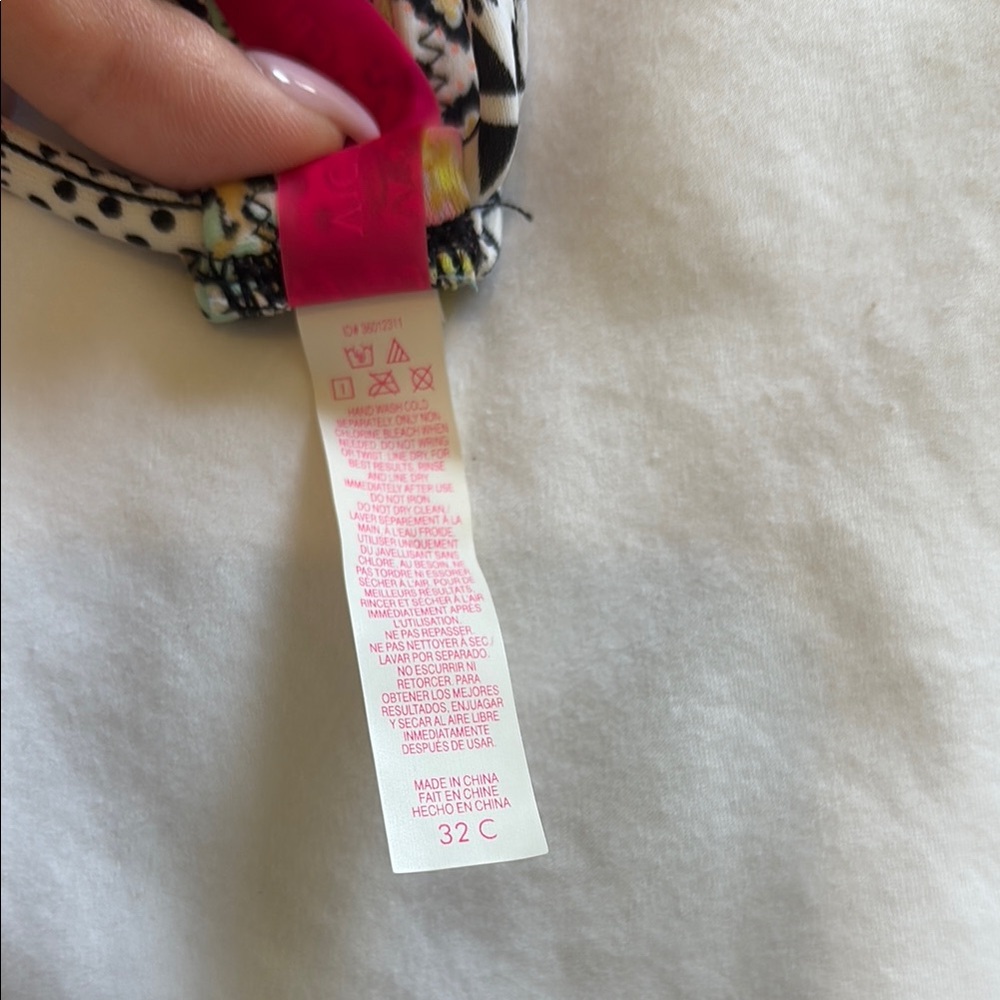 Patterned Halter Bikini Top - Picture 5 of 5